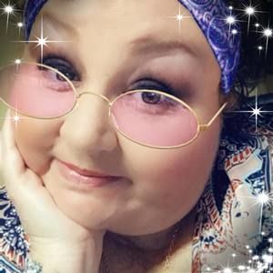 Meet your Posher, Misty